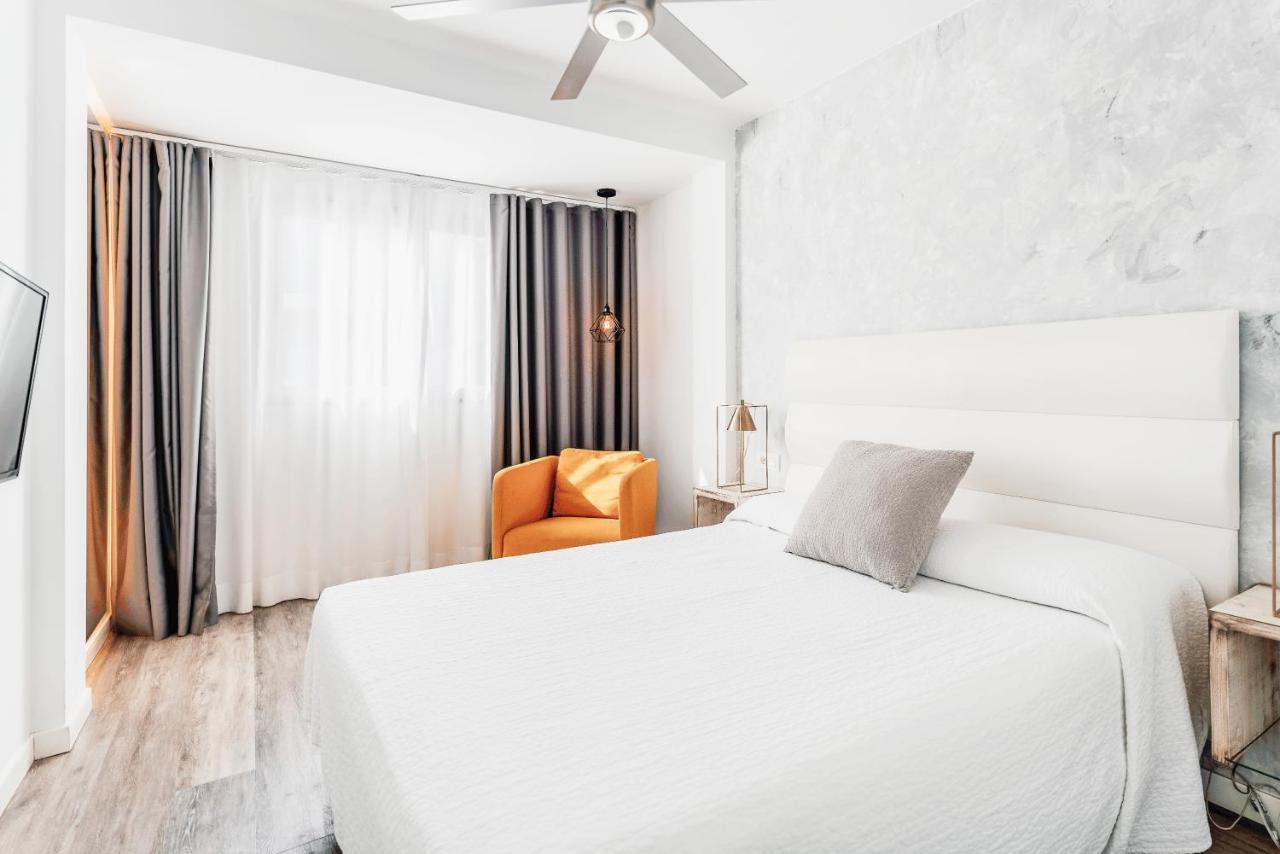 Bristol Sunset Beach - Holiday Apartments Коралео Екстериор снимка
